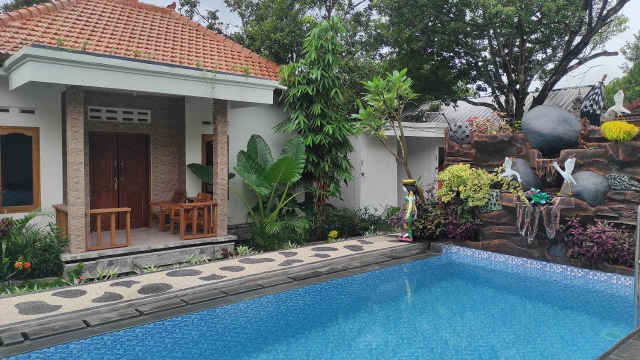 Kristal Garden Hotel Sekotong Exterior photo